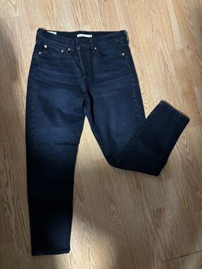 Levi’s wedgie straight leg Jean dark wash